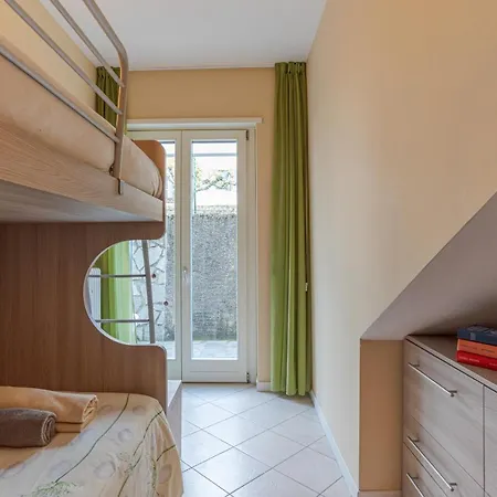 Appartement With Balcony And Private Parking